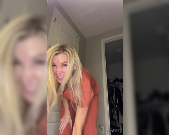 Kelly Stark aka thesoberk OnlyFans Video 4121