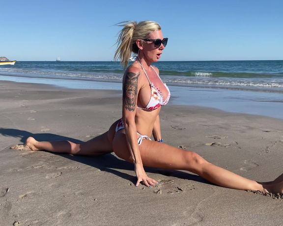 Kelly Stark aka thesoberk OnlyFans Video 8065