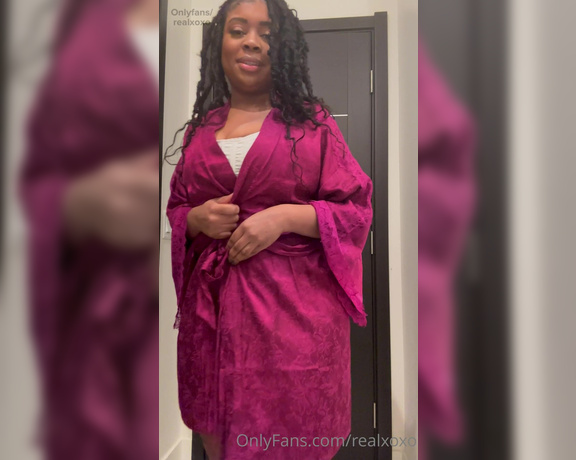 Realxoxo aka realxoxo OnlyFans - I bought a new robe , just for you my love