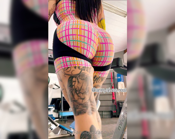 Anny Alves aka annyalvesbr OnlyFans - Gostaria de me ver treinando vou te contar um segredinho… eu adoro um ps treino