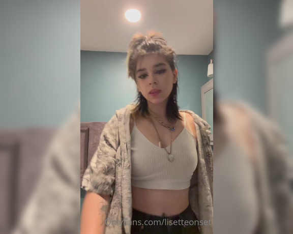 Lisette Dagon aka lisetteonset OnlyFans - Daddy let me keep his shit now i want someone else to rip it off Any