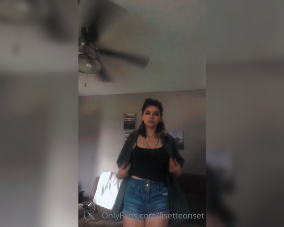 Lisette Dagon aka lisetteonset OnlyFans - Fit Check Does Daddy Like