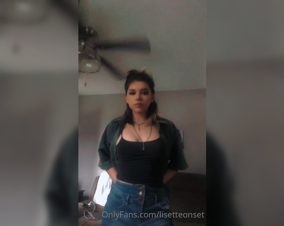 Lisette Dagon aka lisetteonset OnlyFans - Fit Check Does Daddy Like