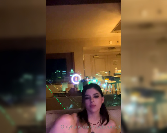 Lisette Dagon aka lisetteonset OnlyFans - A little taste of my Vegas live!!! Want the full hour long live Check your DMs