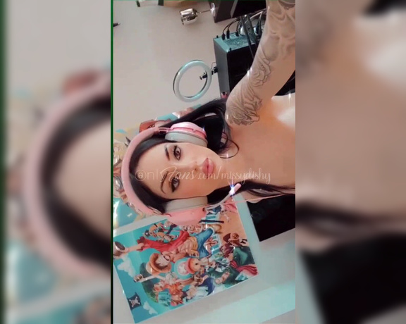 Missydishy aka missydishy OnlyFans - Tal vez esta noche me anime a hacer un directo en TWITCH Atentos