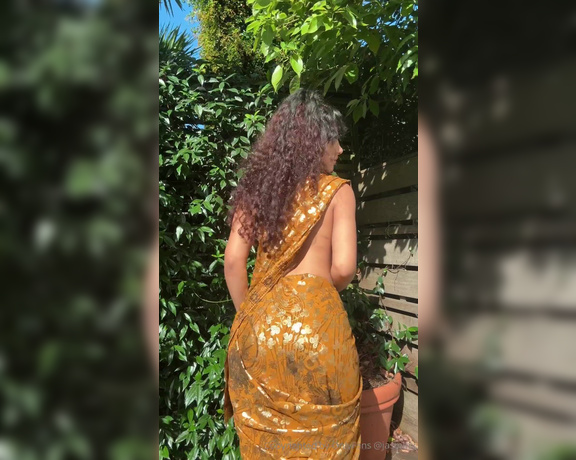 Jasminx aka jasminx OnlyFans - Here’s a video of me in my saree I hope you like