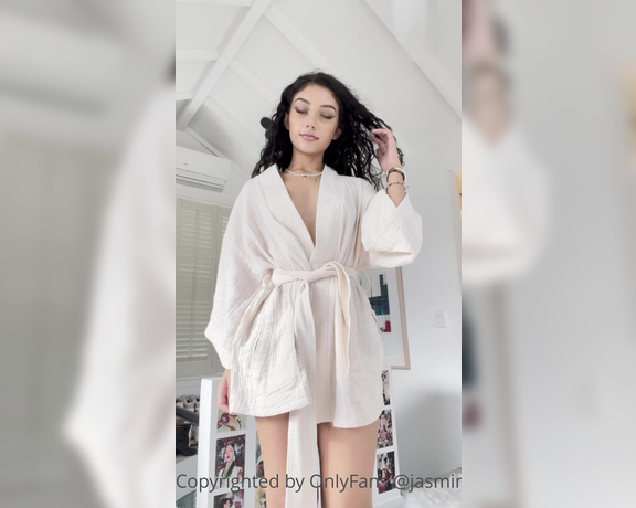 Jasminx aka jasminx OnlyFans - Wanna see what’s under my robe