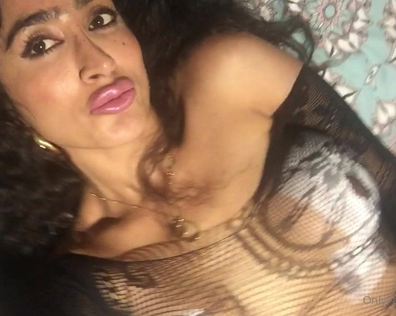 Ruby Ali aka rubyali OnlyFans - Sexy Sunday