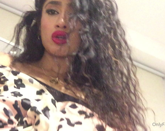 Ruby Ali aka rubyali OnlyFans Video 5706