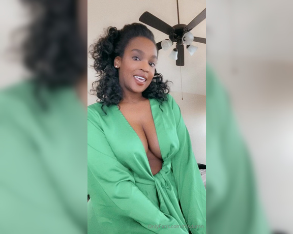 Ms Damn aka msdamn OnlyFans - Q Do I get turned on by nasty or sensual sex