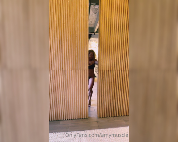 Amy Muscle aka amymuscle OnlyFans - I invite to my place for a night of extreme pleasure
