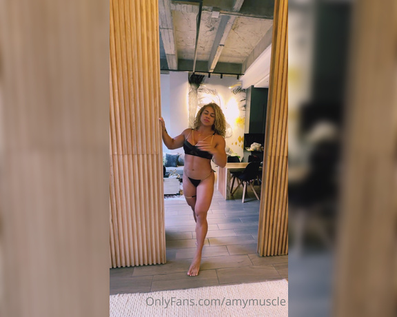 Amy Muscle aka amymuscle OnlyFans - I invite to my place for a night of extreme pleasure