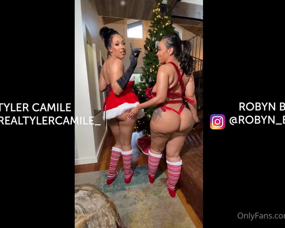 Robynbanks aka robynbanks OnlyFans - Would you like us under your tree Me and the @therealtylercamile