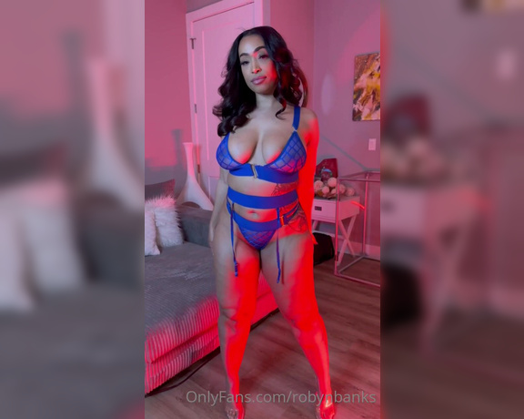 Robynbanks aka robynbanks OnlyFans - Your private dancer tonight