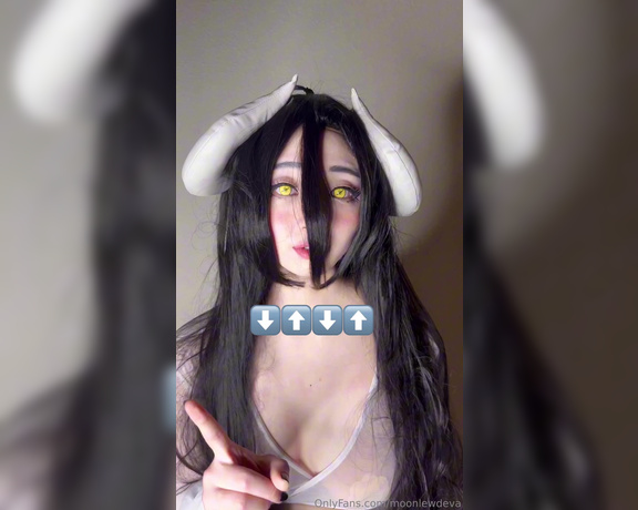 MooncakEva aka moonlewdeva OnlyFans - More Albedo 3 twerking nude but good thing the hair is long