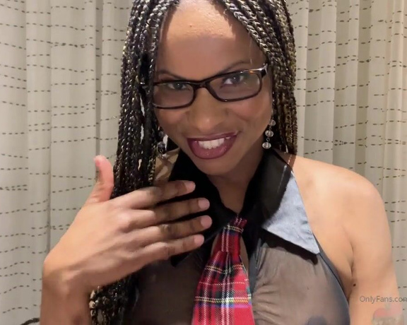 CaramelOnline aka caramelonline OnlyFans - Naughty School Girl needs to take a break from her studies! She loves sucking dick!