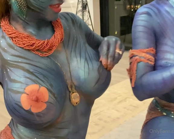 Kimber Woods aka kwoodsxxx OnlyFans - Avatar cosplay Cum Collecting Aliens Me, Toochi and Francety came to Earth to fuck humans and