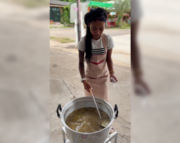 Ae Asia aka aeasia OnlyFans - Food donations  Packaging soup