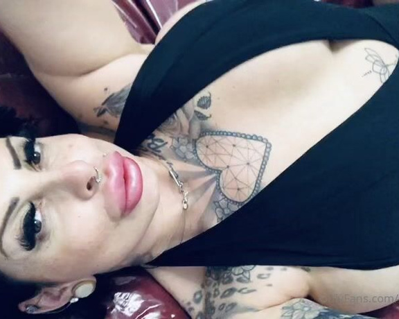 Nina Vegas aka ladyninavegas OnlyFans - Hairy dreams