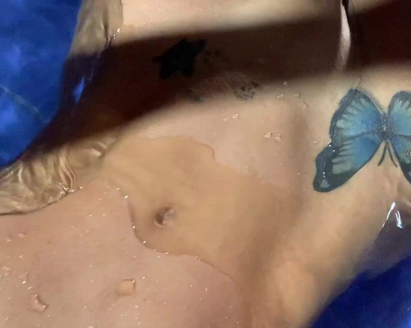 Steffy Moreno aka steffymoreno OnlyFans - The fact of seeing all my girlfriends so sexy with their wet shirt and small thong