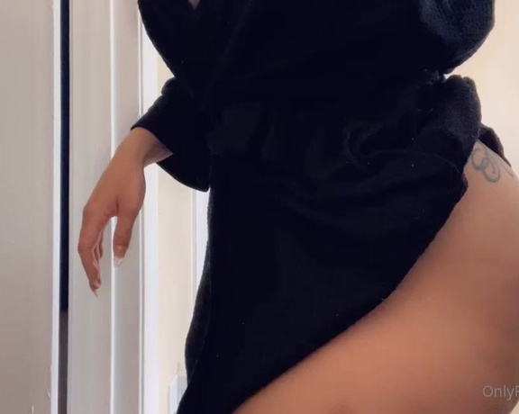 Gigi Torres aka blahgigi OnlyFans - Who likes ass