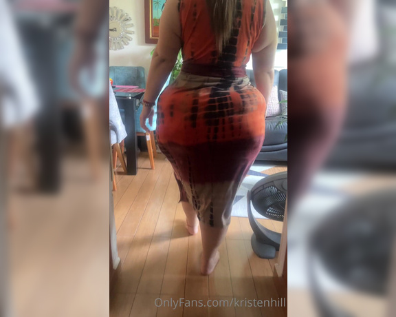 Kristen Hill aka kristenhill OnlyFans - What do you think Should i go to the market dressing like that