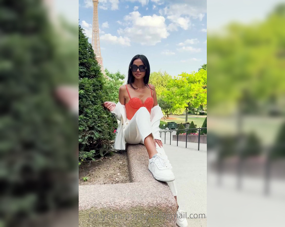 Pop Sarranya aka popsarranya_vip OnlyFans - In the city of romance who like to spent time with me here ,