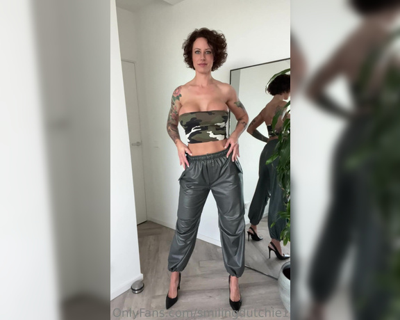 Smiling Dutchie aka smilingdutchie1 OnlyFans - Which song would you add to this clip