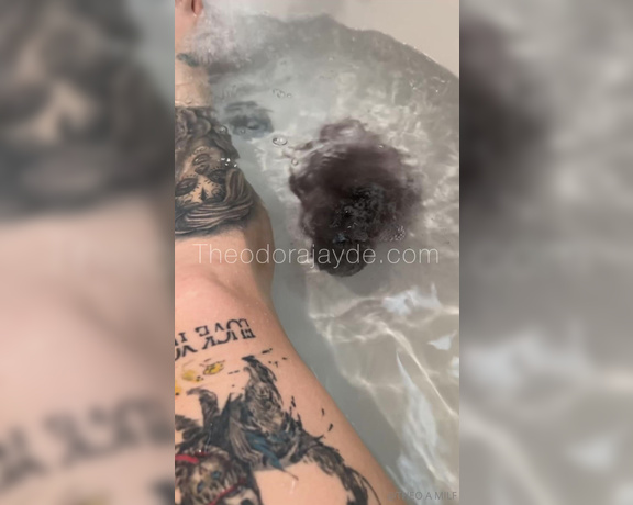 Theodora Jayde aka inkedmamii OnlyFans Video 1715