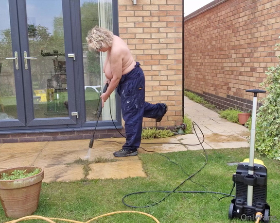 Camilla C aka camilla73 OnlyFans - Been doing a spot of Jet Washing