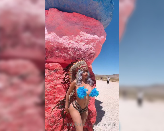 Gizelgizel - Bts hot girl summer in the dessert y (29.08.2021)