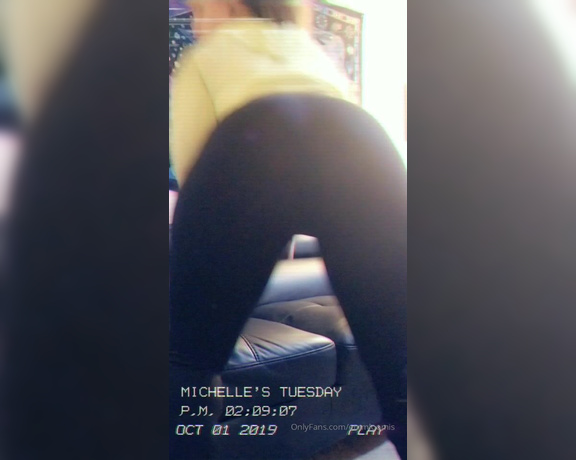 Hatchbackhoe - Booty shake in yoga pants and stoney vibes 3 (01.10.2019)