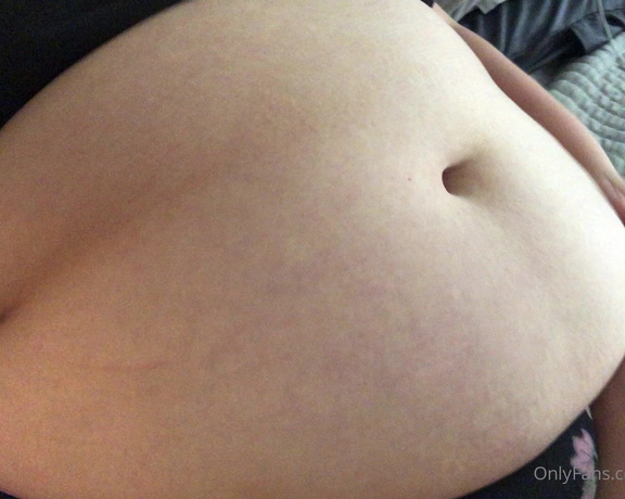 Bbwangelik - I’m stuffed and now I need belly rubs j (19.08.2021)