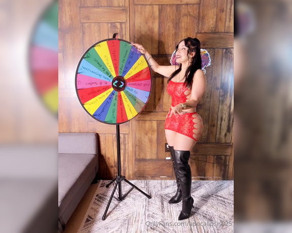 Apocalipsis aka apocalipsis025 OnlyFans - GIRA LA RULETA esta es la rueda MS GRANDE que he HECHO jams!