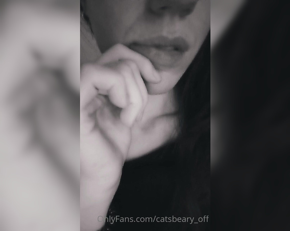 CatsBeary aka catsbeary OnlyFans Video 6260