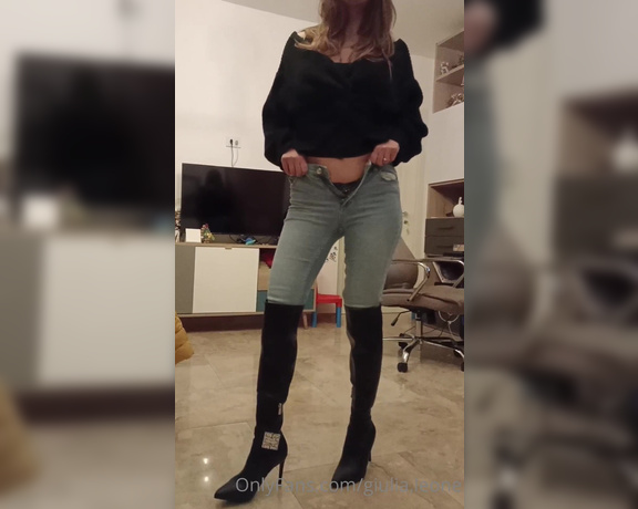 Giulia Leone aka giulialeone OnlyFans - Ho comprato gli stivali da cavallerizza, vi piacciono