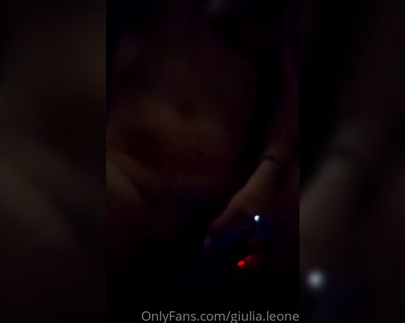 Giulia Leone aka giulialeone OnlyFans - Mi avete mai sentito cantare altro video solo per voi abbonati