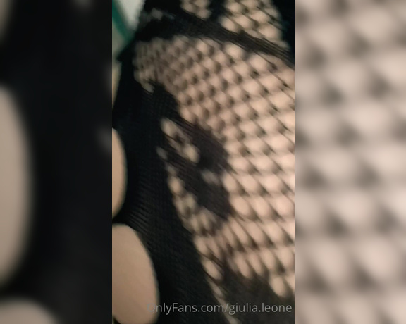 Giulia Leone aka giulialeone OnlyFans - Oggi un altro regalone solo per voi, sono una mamma immensamente generosa Today another gift