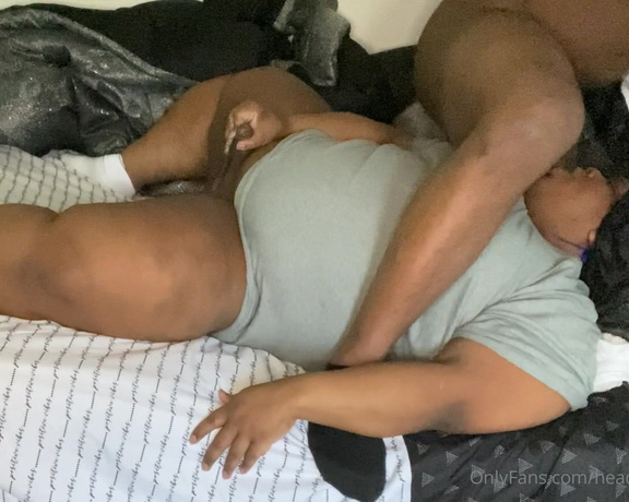 Headgoddess aka headgod5x OnlyFans - Watch me cum while I suck his dick @headgod5xx @deepthroatbully