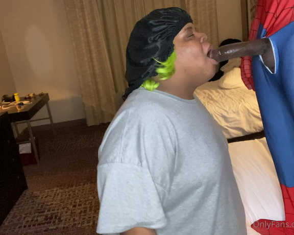 Headgoddess aka headgod5x OnlyFans - Spider Man Fucking my throat @headgod5xx @deepthroatbully