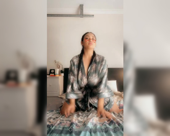 Anyastja aka anyastja OnlyFans - Should I make more twerk vids