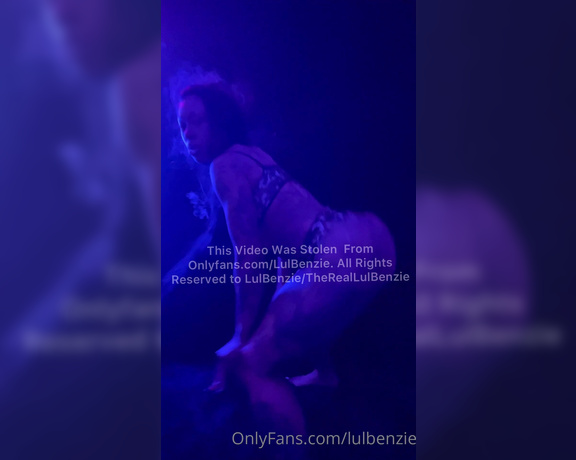 Lul Benzie aka lulbenzie OnlyFans - I like dancing to stuff most people can’t Like for more videos