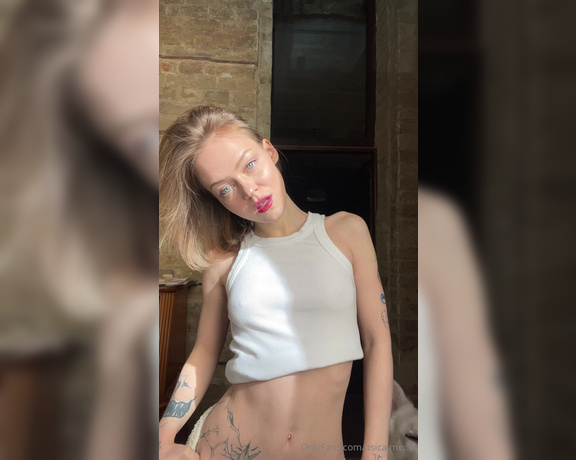 Asica Meow aka asicameow OnlyFans - Sharing this sunny video with you