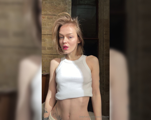 Asica Meow aka asicameow OnlyFans - Sharing this sunny video with you