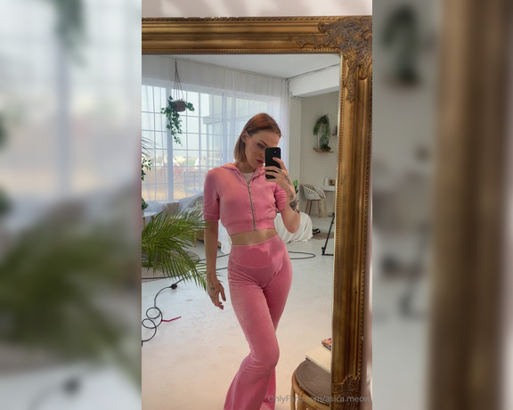 Asica Meow aka asicameow OnlyFans - My outfit perfectly represents my mood today