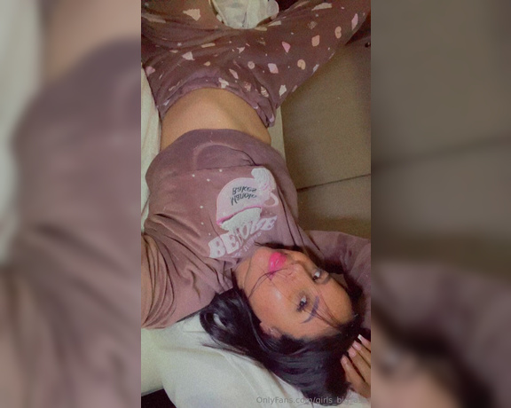 LORENA Brunette aka girls_big_ass OnlyFans - Amor aydame a Desnudarme para