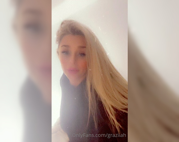 Big Booby Bombshell aka yourfavoritemelons OnlyFans Video 7961