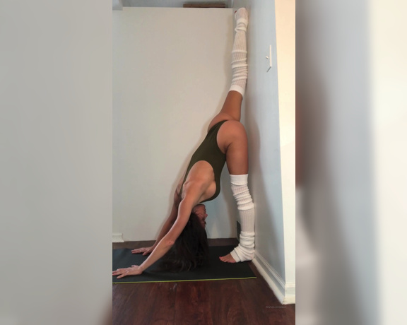 Jala Sue aka jalasue OnlyFans - Evening stretching