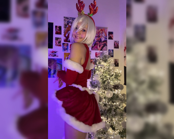 Karisha x aka karishax OnlyFans - Countdown to Christmas! A personalized dance from me under the tree! You want