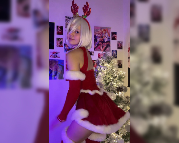 Karisha x aka karishax OnlyFans - Countdown to Christmas! A personalized dance from me under the tree! You want